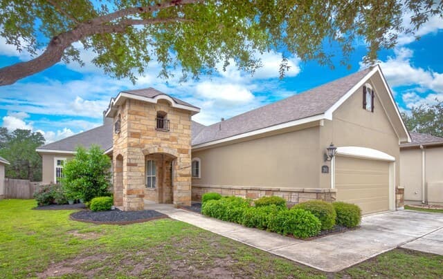 2-bedroom rental at 2611 Tuscan Oaks in San Antonio, TX — photo 1