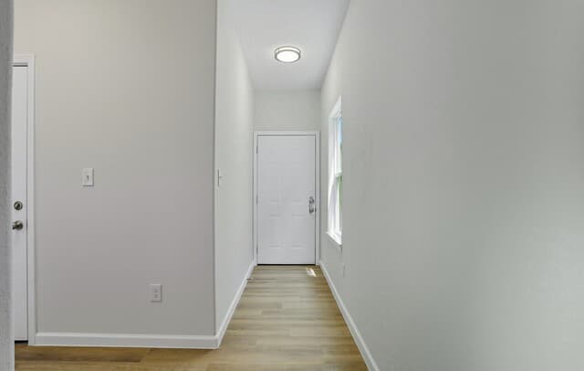 3-bedroom rental at 1958 E Crockett in San Antonio, TX — photo 4