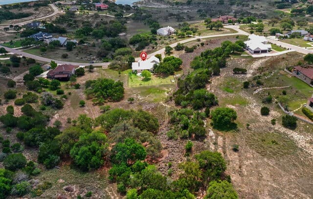 4-bedroom rental at 123 Grosbeak Dr in Spring Branch, TX — photo 5