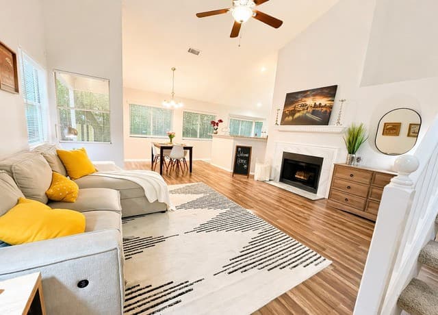 3-bedroom rental at 4234 Birch Tree St in San Antonio, TX — photo 4