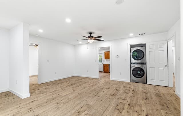 5-bedroom rental at 110 Nellina St in San Antonio, TX — photo 3