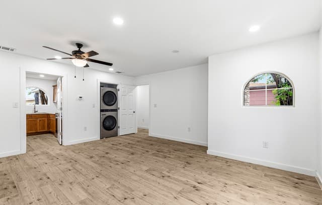 5-bedroom rental at 110 Nellina St in San Antonio, TX — photo 4