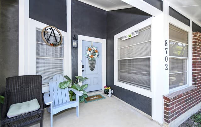 5-bedroom rental at 8702 Collingwood in Universal City, TX — photo 5