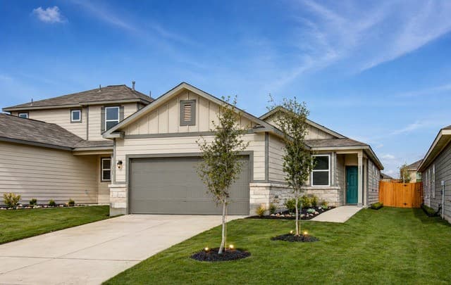 4-bedroom rental at 5723 Hematite Rim in San Antonio, TX — photo 1