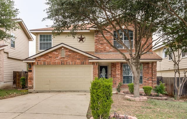 3-bedroom rental at 8034 Shumard Oak Dr in San Antonio, TX — photo 1