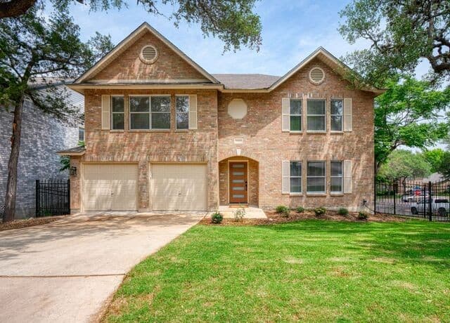 4-bedroom rental at 10802 Winter Creek in San Antonio, TX — photo 1