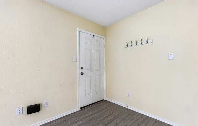 3-bedroom rental at 14530 Source Circle in San Antonio, TX — photo 4