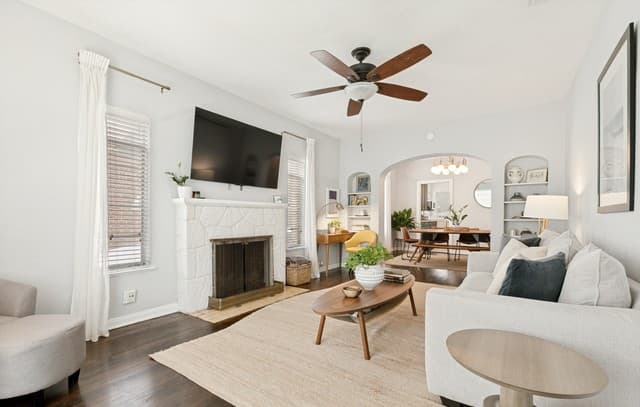 3-bedroom rental at 147 North Dr in San Antonio, TX — photo 5