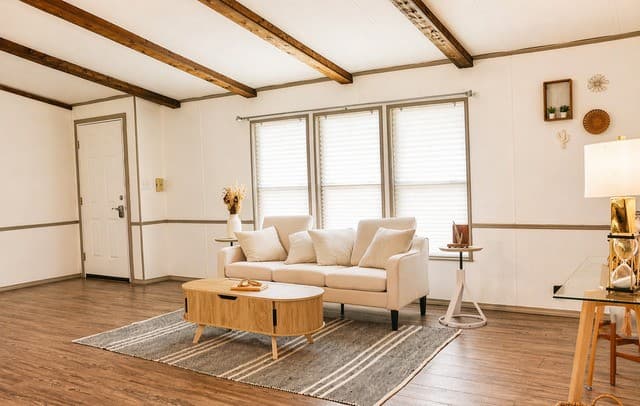 3-bedroom rental at 18066 La Gloria Rd in Elmendorf, TX — photo 3