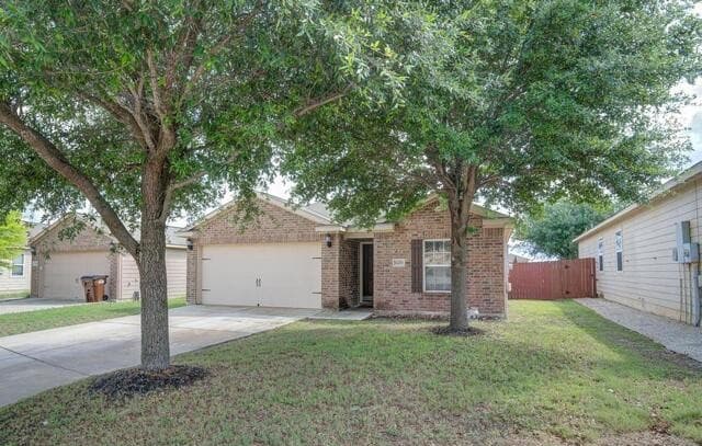 3-bedroom rental at 12270 Stratsburg in San Antonio, TX — photo 2