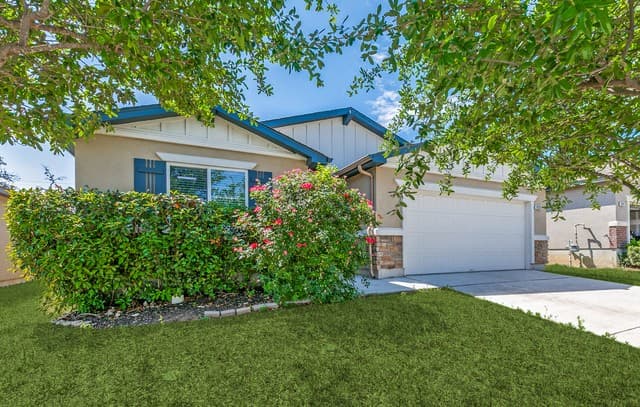 3-bedroom rental at 10203 Relic Oaks in San Antonio, TX — photo 3