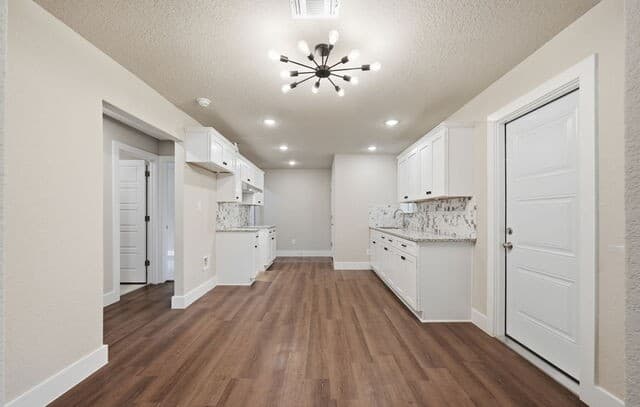 3-bedroom rental at 444 Azucena in San Antonio, TX — photo 5
