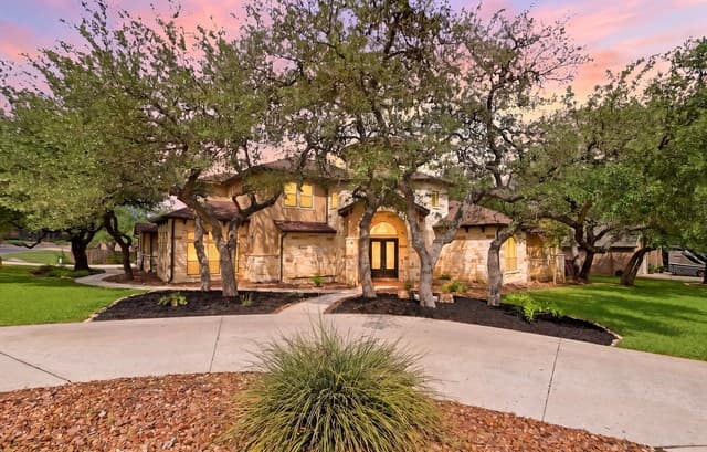 5-bedroom home for sale at 324 Heavens Way in San Antonio TX