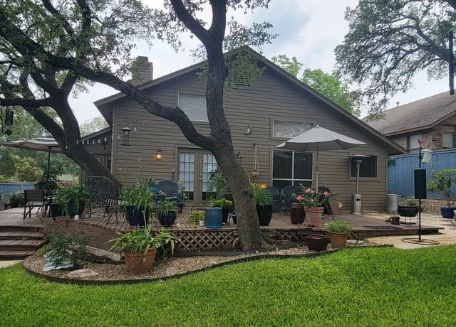 3-bedroom rental at 15035 Miss Ellie Dr in San Antonio, TX — photo 3