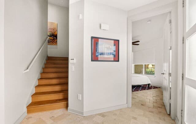 2-bedroom rental at 106 Newell Ave Unit 106 in San Antonio, TX — photo 3
