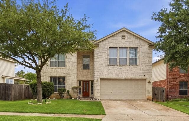 4-bedroom rental at 8943 Burnt Path in Helotes, TX — photo 1