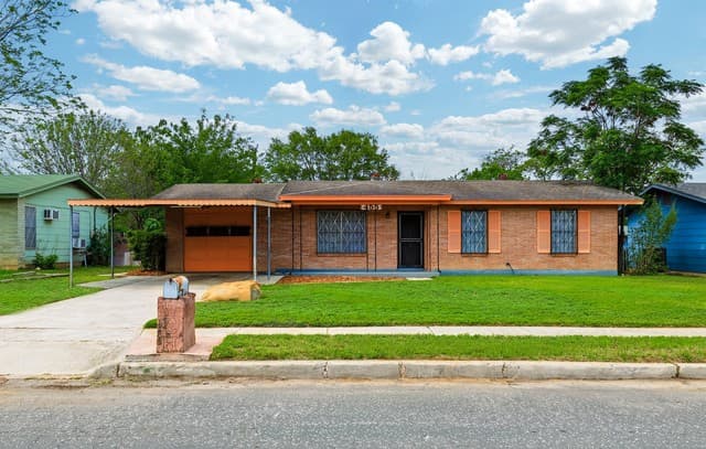 3-bedroom rental at 455 Wimberly Blvd in San Antonio, TX — photo 1