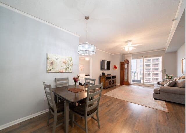 2-bedroom rental at 1 Towers Park Lane Unit 1614 in San Antonio, TX — photo 2
