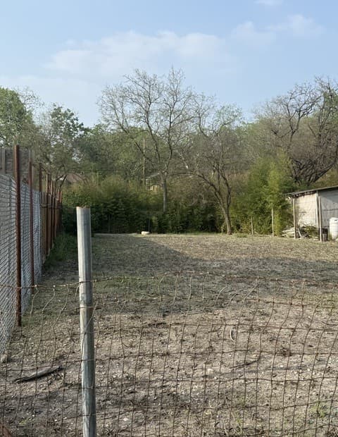 rental at 3107 Saunders Ave in San Antonio, TX — photo 1