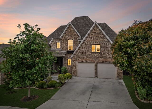 5-bedroom rental at 25847 Warbler View in San Antonio, TX — photo 1