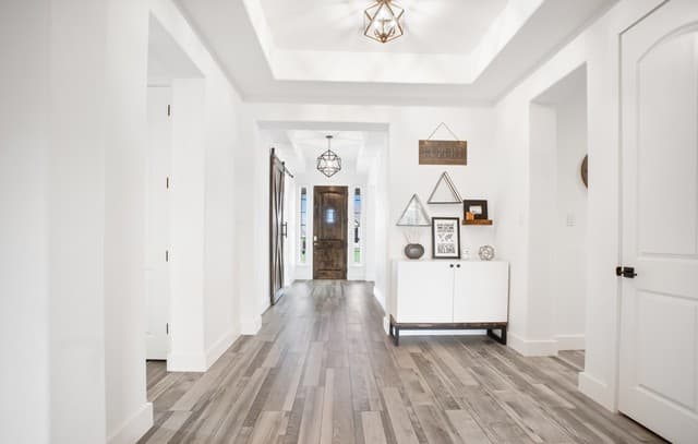 4-bedroom rental at 145 Mary Ella Dr in Castroville, TX — photo 5