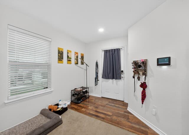 3-bedroom rental at 9314 Monsanto in San Antonio, TX — photo 3