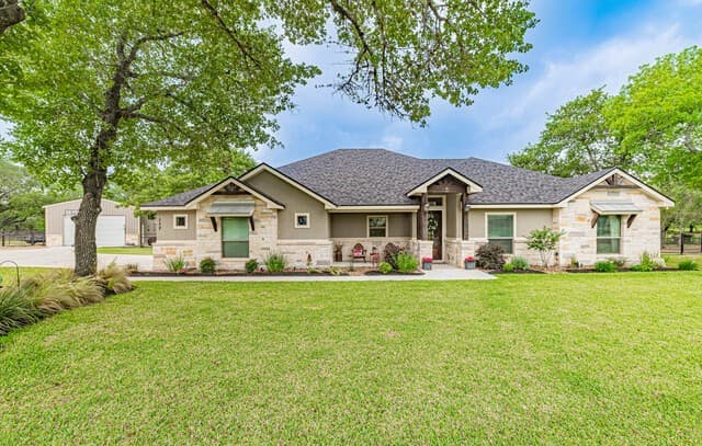 3-bedroom rental at 117 Shelby in Adkins, TX — photo 1