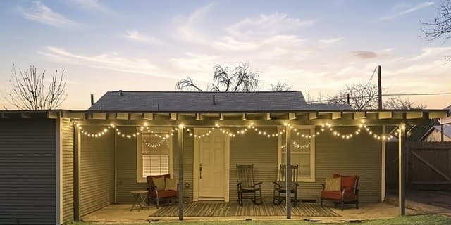 3-bedroom rental at 210 Dumoulin in San Antonio, TX — photo 5