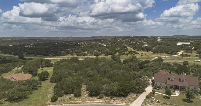 rental at 129 Blackbird Dr in Spring Branch, TX — photo 4