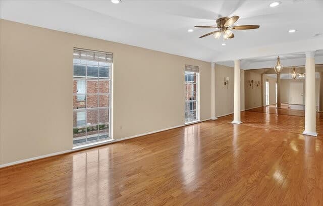 2-bedroom rental at 8033 N New Braunfels Unit # 400 E in San Antonio, TX — photo 3