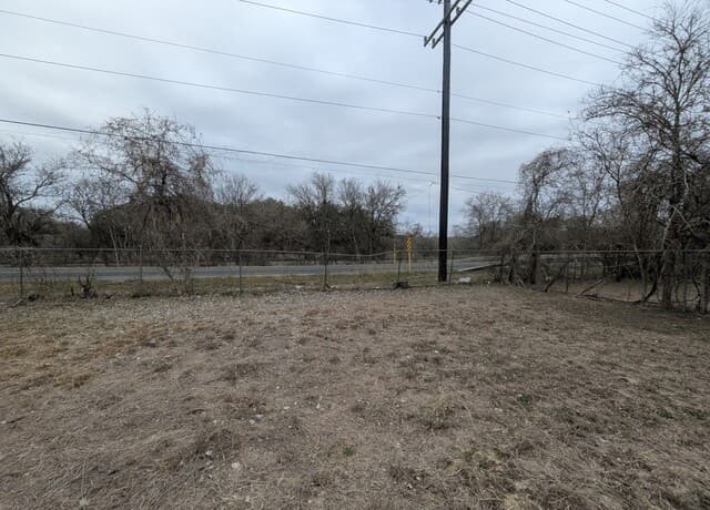 rental at 23460 Sherry in San Antonio, TX — photo 4