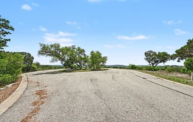 rental at 434 Pr 1751 in Mico, TX — photo 2