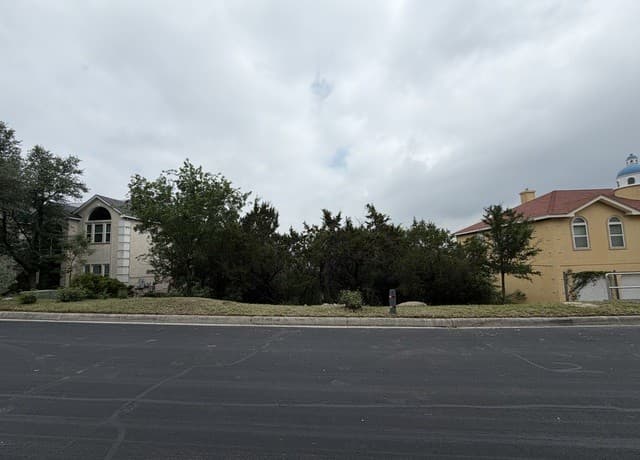 rental at 6515 Buffalo Hls in San Antonio, TX — photo 1