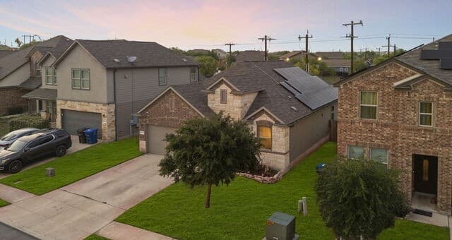 3-bedroom rental at 6615 Freedom Rnch in San Antonio, TX — photo 2