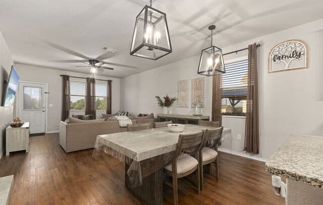 3-bedroom rental at 6615 Freedom Rnch in San Antonio, TX — photo 4