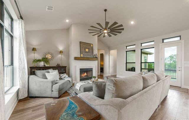 4-bedroom rental at 150 Madrone Trail in Boerne, TX — photo 5