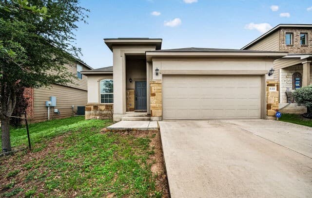 3-bedroom rental at 8311 Prickly Oak in San Antonio, TX — photo 1