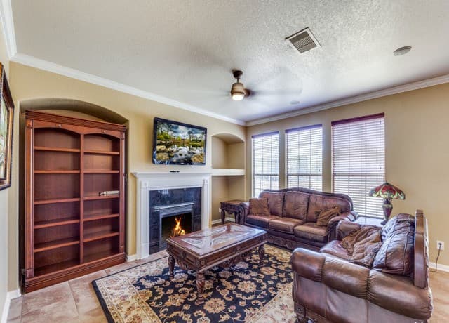 4-bedroom rental at 109 Clear Water in Boerne, TX — photo 5