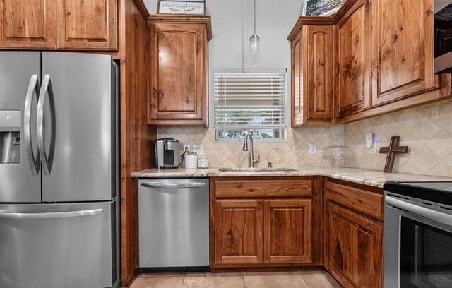 3-bedroom rental at 197 Cibolo Ridge Dr in La Vernia, TX — photo 3