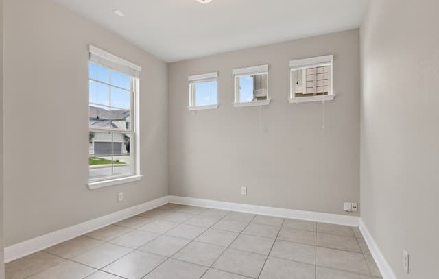 4-bedroom rental at 6718 Gailan Ranch in San Antonio, TX — photo 3