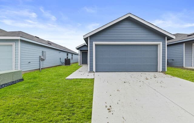 3-bedroom rental at 12803 Kathleen St in San Antonio, TX — photo 1