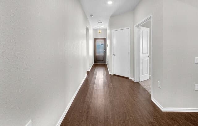 3-bedroom rental at 910 Hagen Way in San Antonio, TX — photo 4
