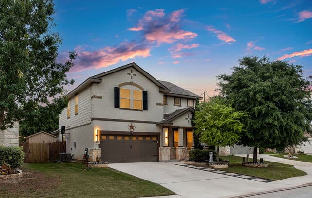 4-bedroom rental at 8319 Oak Harvest Dr in San Antonio, TX — photo 2