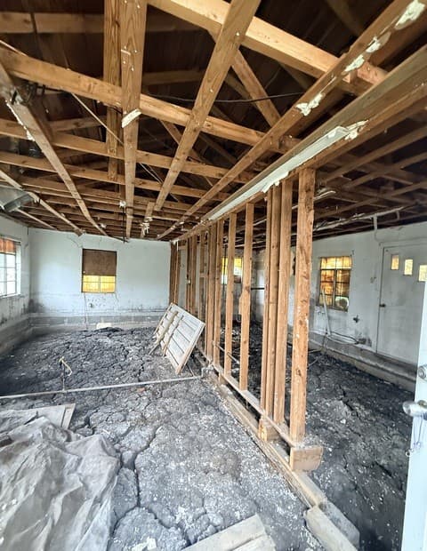 2-bedroom rental at 218 Illg Ave in San Antonio, TX — photo 1