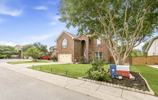 4-bedroom rental at 418 Mesa Hill in San Antonio, TX — photo 4