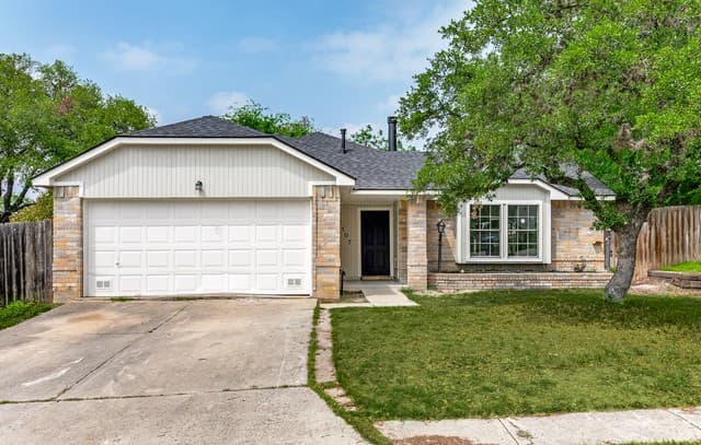 3-bedroom rental at 6107 John Chapman in San Antonio, TX — photo 1