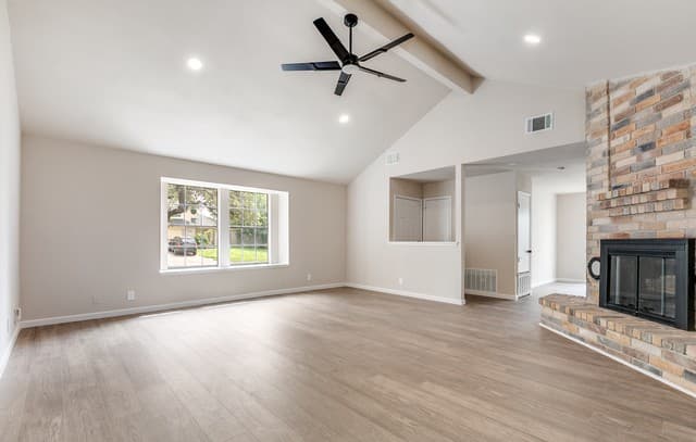 3-bedroom rental at 6107 John Chapman in San Antonio, TX — photo 4