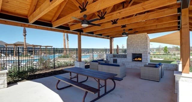 4-bedroom rental at 10142 Sumlin Ct in San Antonio, TX — photo 4