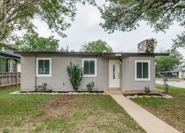 3-bedroom rental at 9203 Brink Ln in San Antonio, TX — photo 1