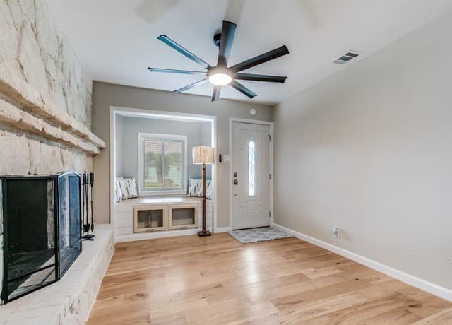 3-bedroom rental at 9203 Brink Ln in San Antonio, TX — photo 4